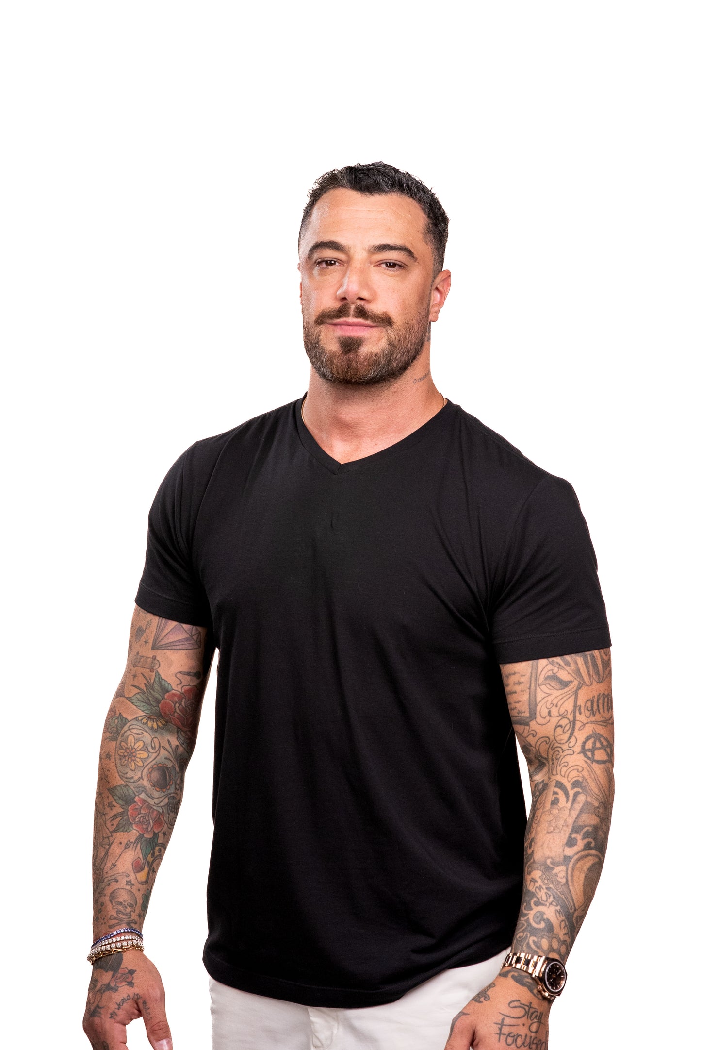 Camiseta Preta Double - Gola V